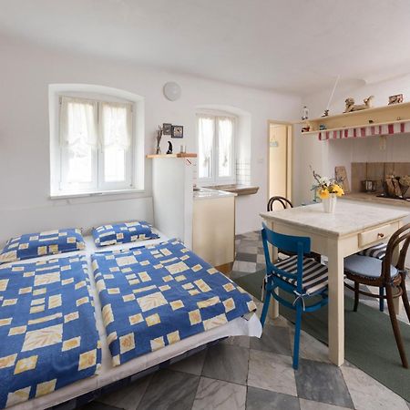 Apartments Mirakul Mali Lošinj Szoba fotó